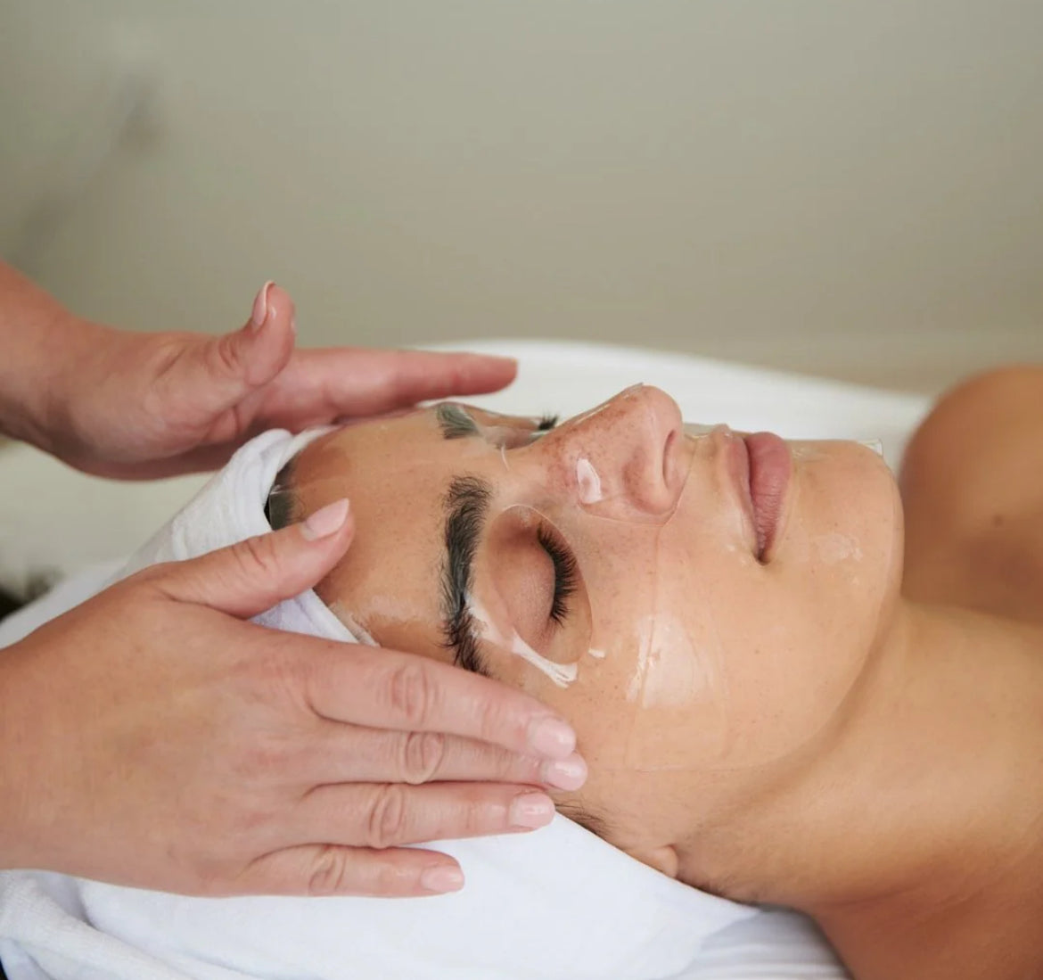 Neogenesis Beta Glucan Hydrogel Mask